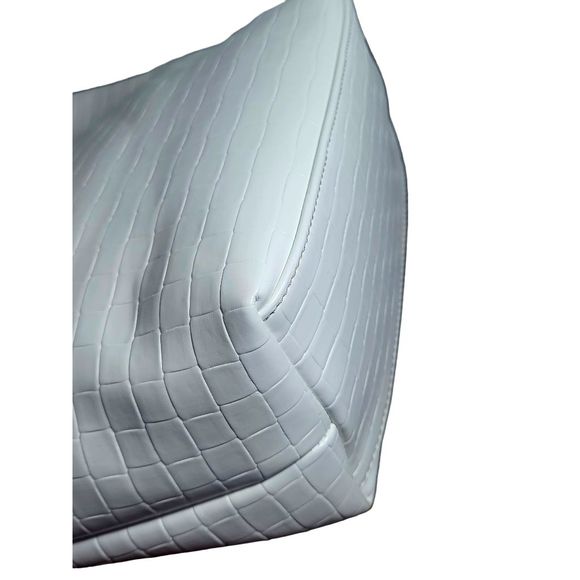 SOLD-NWT St John's Bay SJB Newberry bucket. - Picture 8 of 10